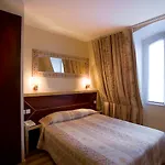 Le Relais Du Marais Hotel