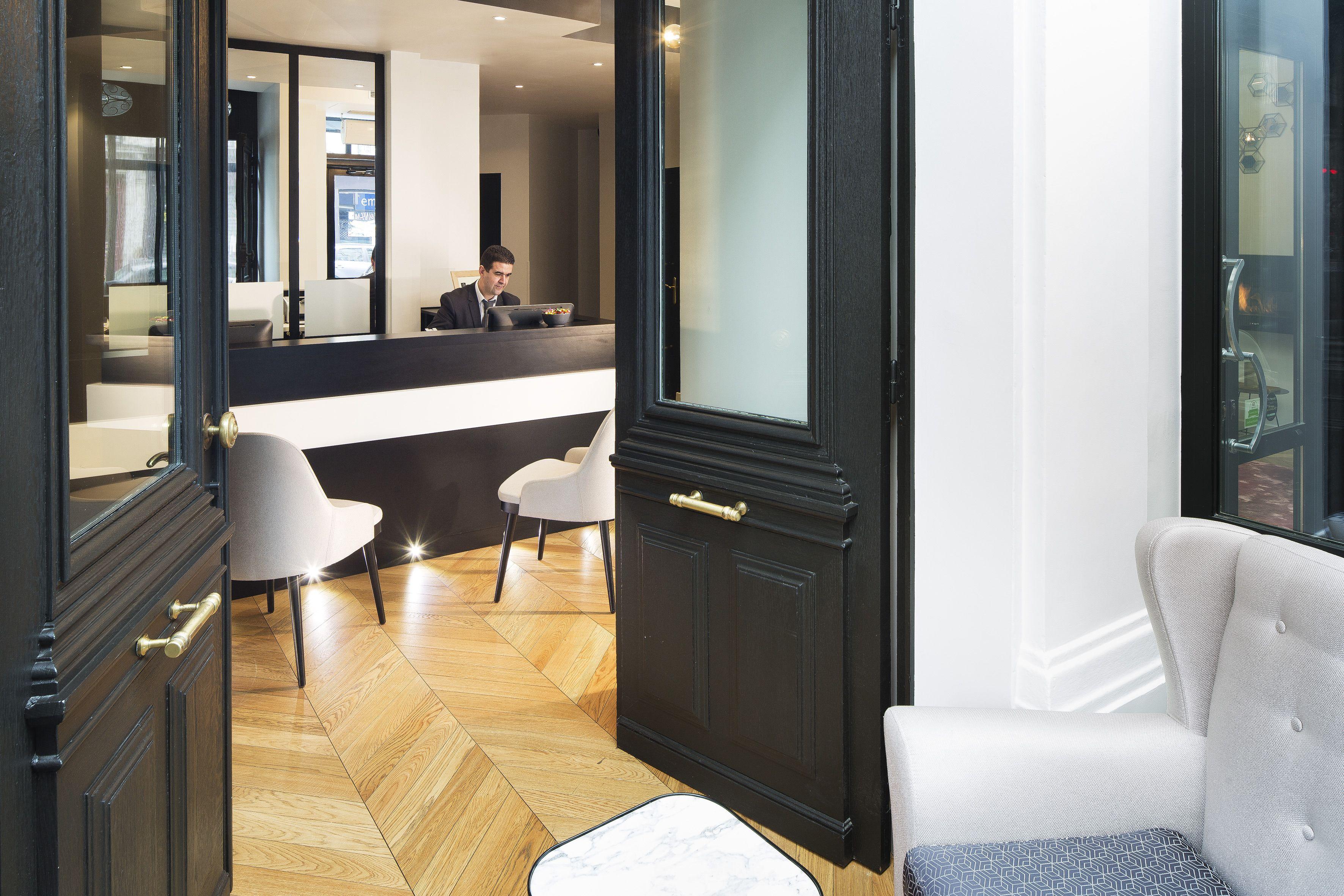 Le Relais Du Marais Hotel 3*