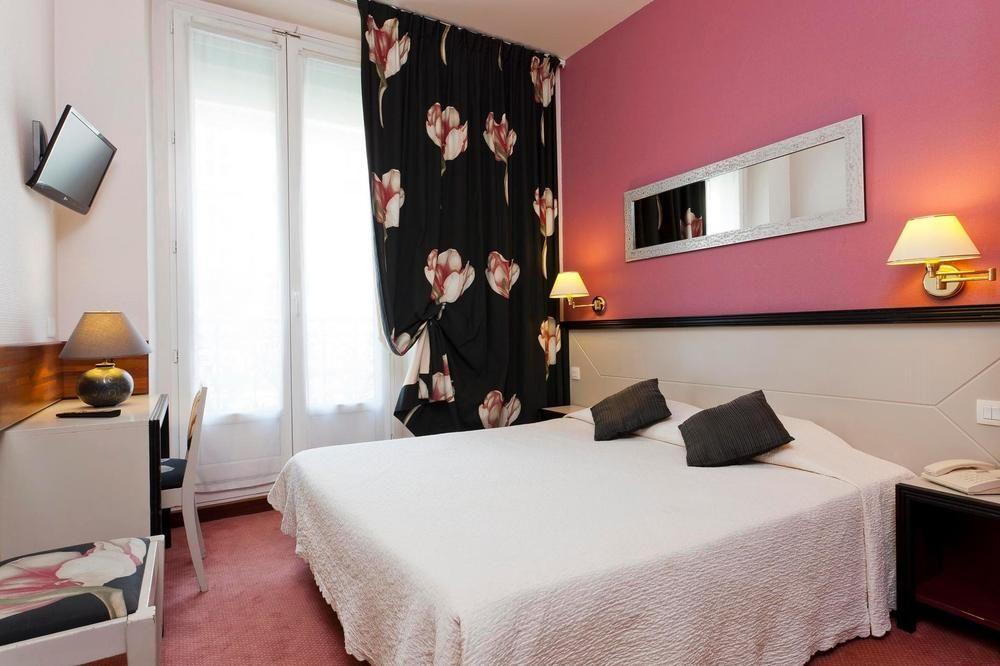 Le Relais Du Marais Hotel